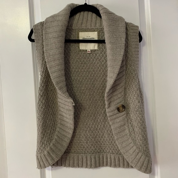 Abercrombie & Fitch Sweaters - Abercrombie sweater vest